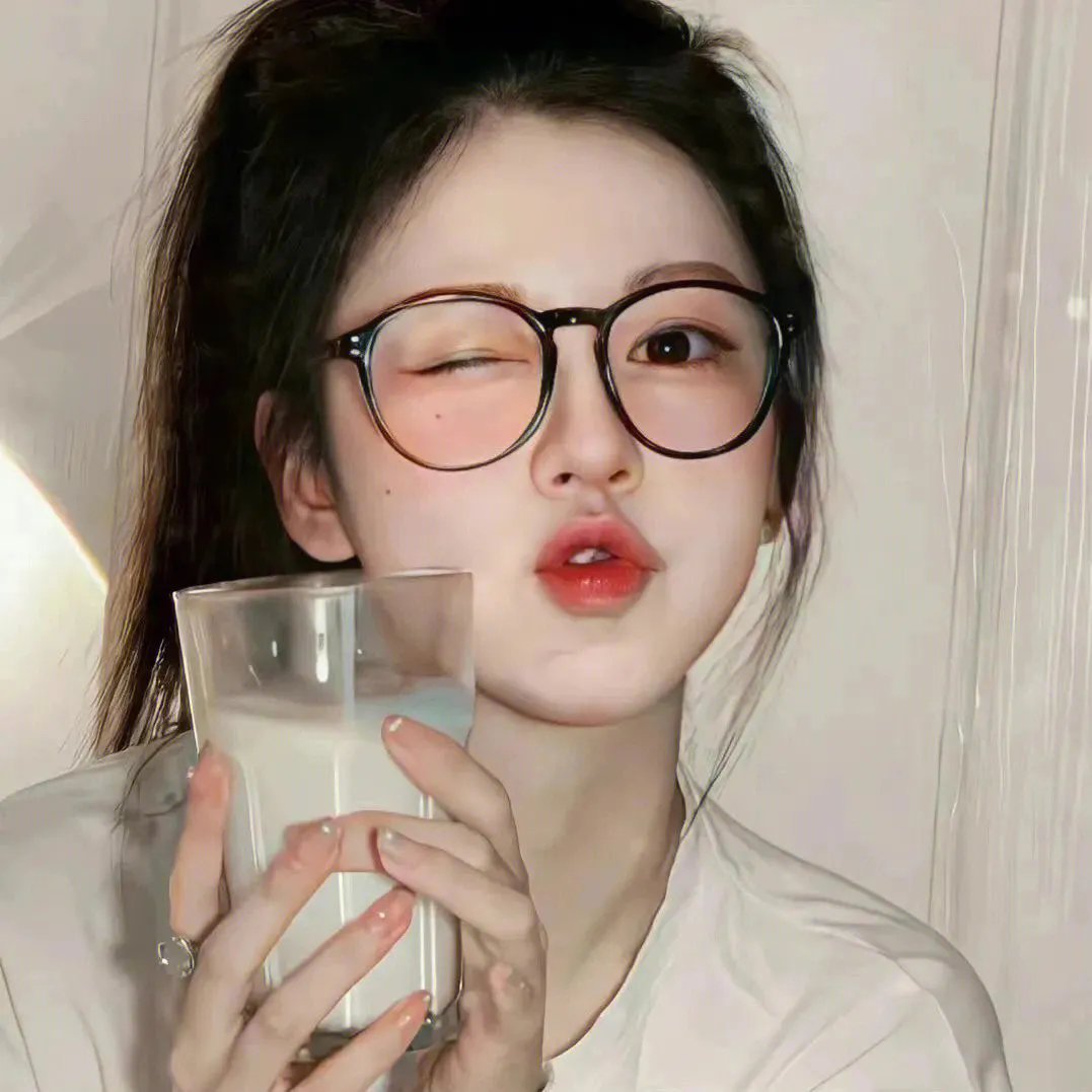 尸缠妖后 海报
